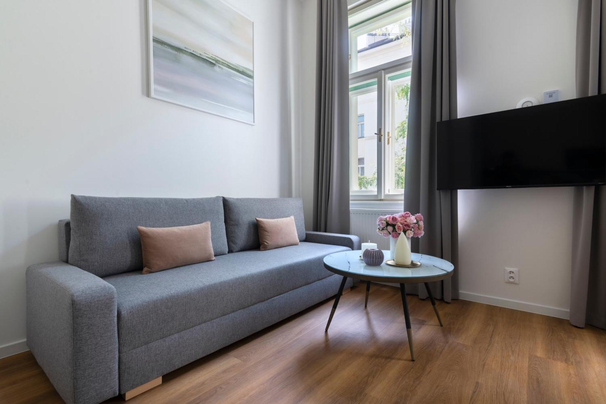 Encore Boutique Residence By Dwellfort Praga Zewnętrze zdjęcie