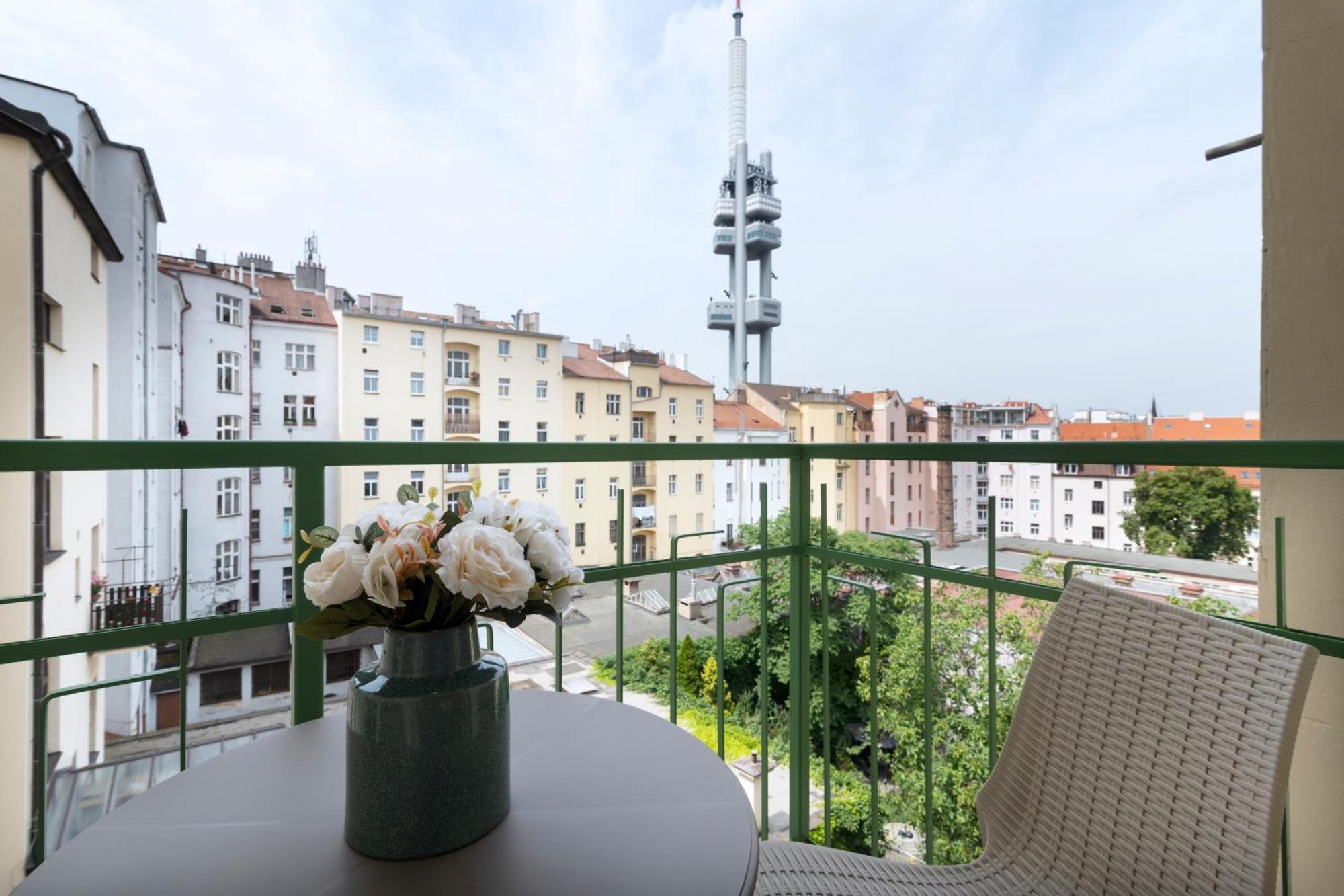 Encore Boutique Residence By Dwellfort Praga Zewnętrze zdjęcie