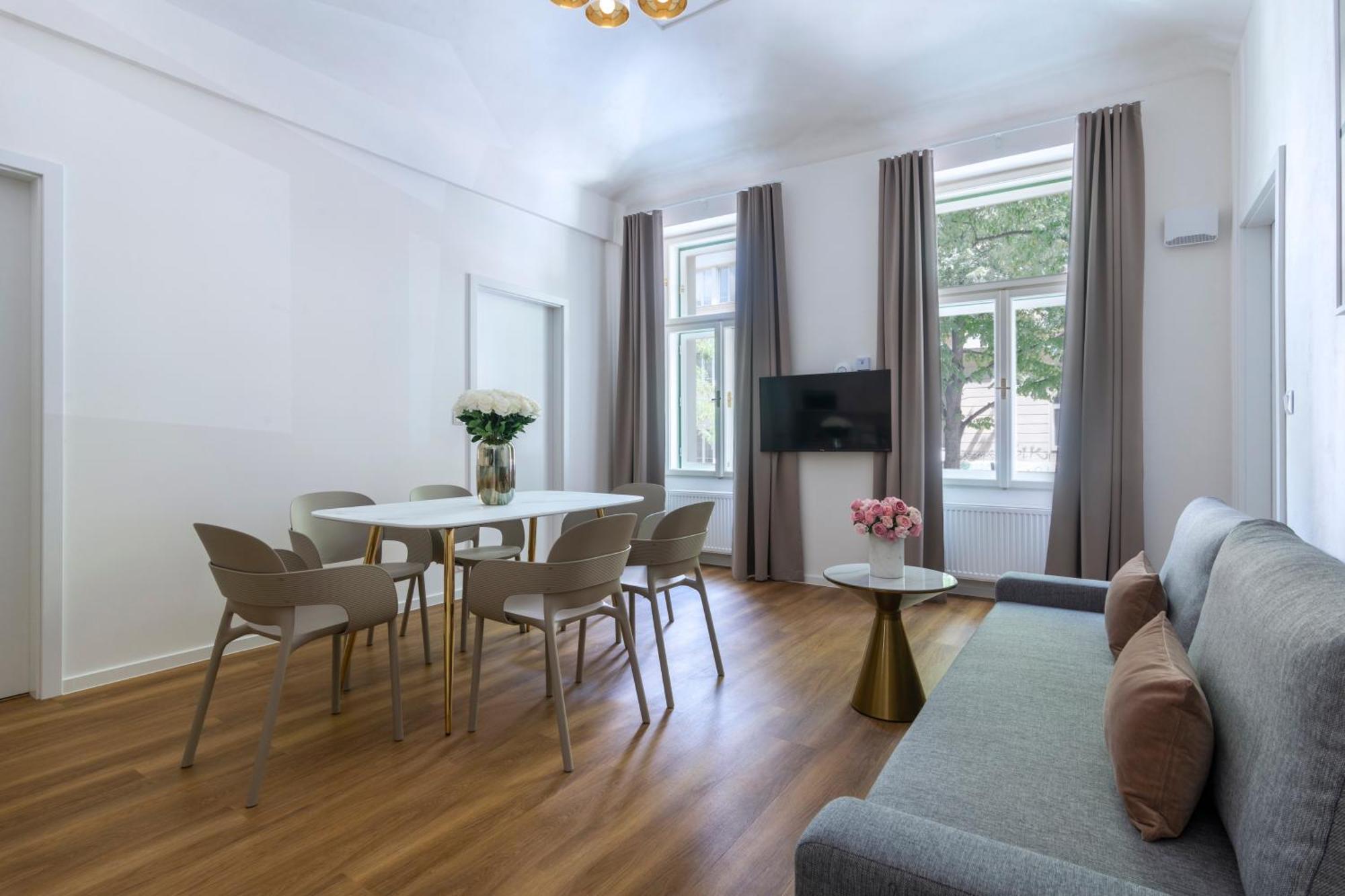 Encore Boutique Residence By Dwellfort Praga Zewnętrze zdjęcie