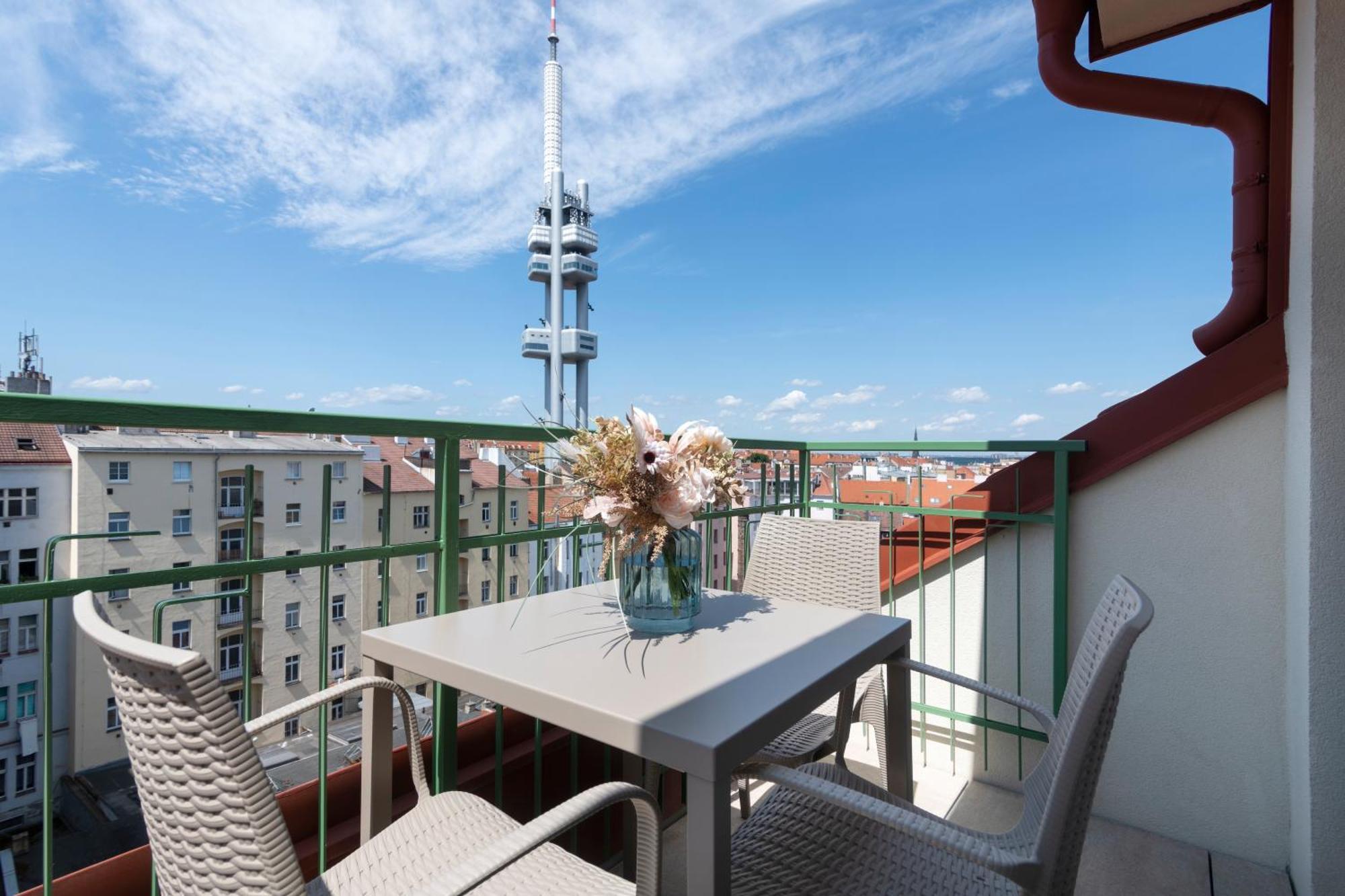 Encore Boutique Residence By Dwellfort Praga Zewnętrze zdjęcie