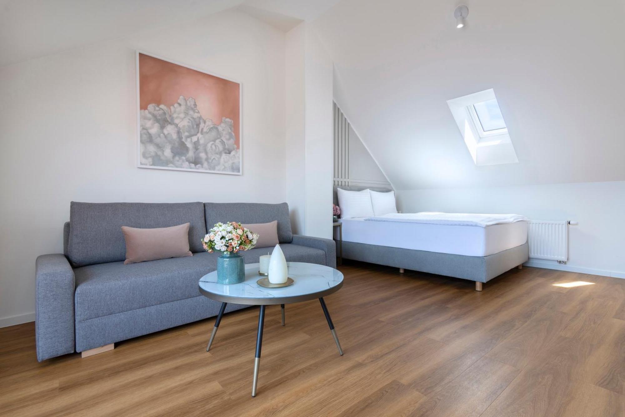 Encore Boutique Residence By Dwellfort Praga Zewnętrze zdjęcie