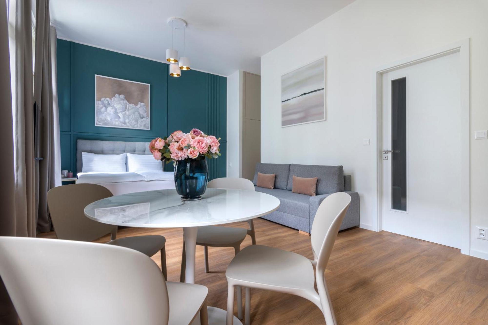 Encore Boutique Residence By Dwellfort Praga Zewnętrze zdjęcie