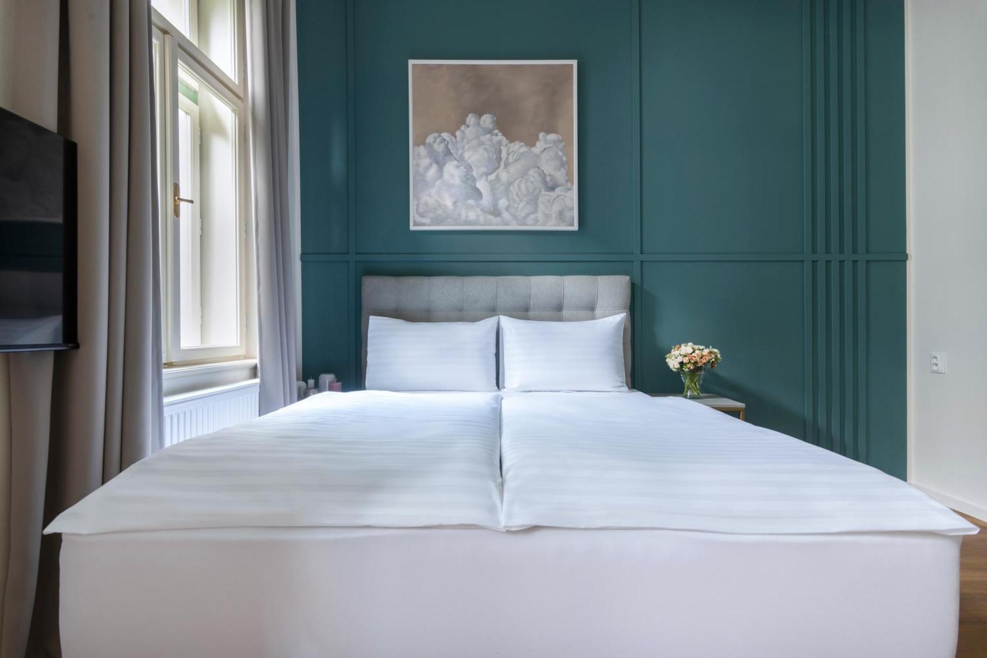 Encore Boutique Residence By Dwellfort Praga Zewnętrze zdjęcie